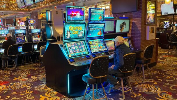 Grumpy Cat and Sunken Fortunes now appearing at Four Queens Hotel and Casino